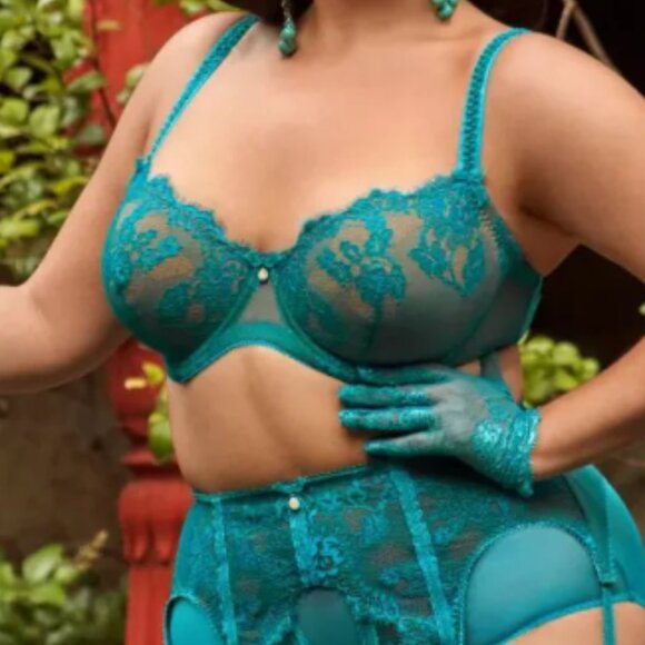 Dita Von Teese Savoir Faire Curve Bra Turquoise Blue lace floral NWT sz 42F - Picture 1 of 1